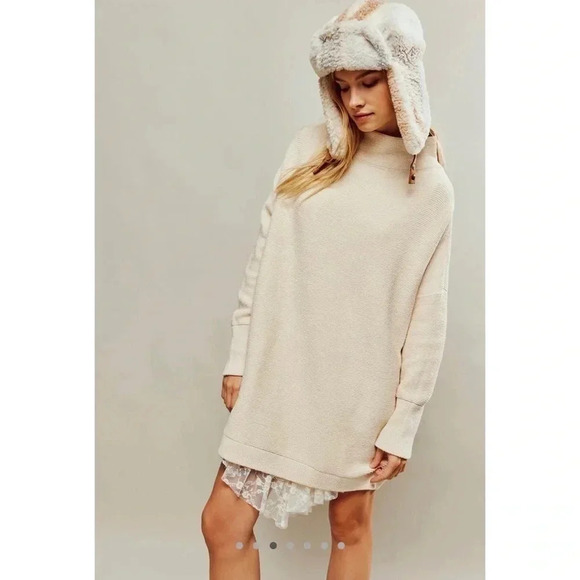 NWT Free People Ottoman Slouchy Tunic Sweater Ribbed Tea Cream XS - Picture 1 of 13